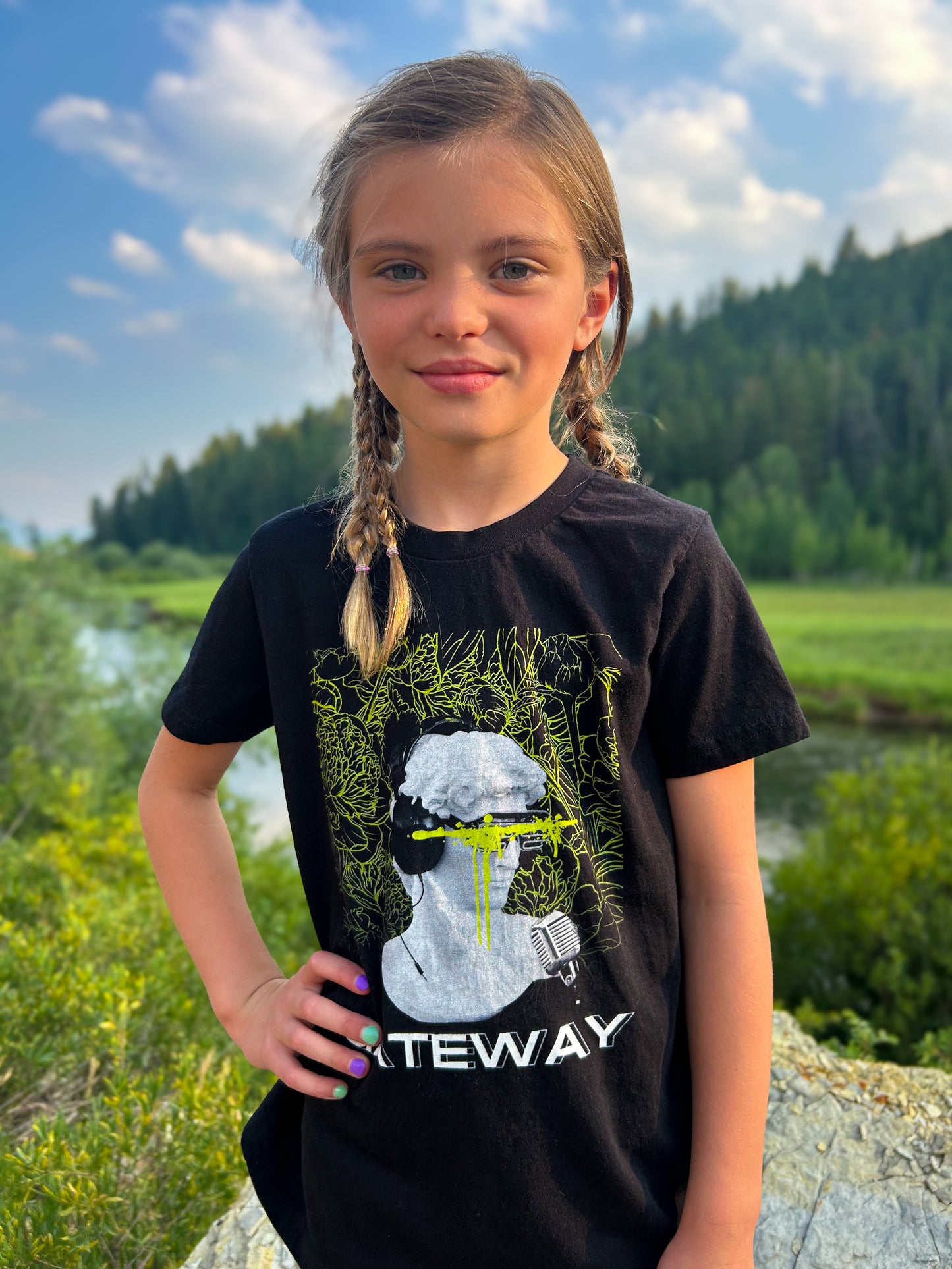 Youth GW Short Sleeve Tee [ Green ] - Gateway Apparel Co.