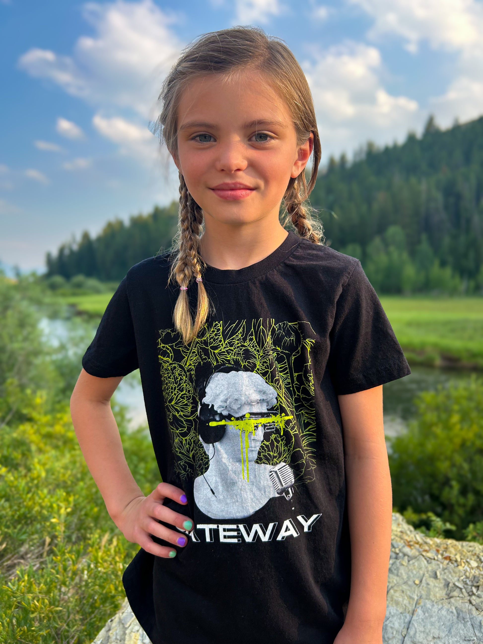 Youth GW Short Sleeve Tee [ Green ] - Gateway Apparel Co.